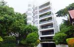 On MRT Lumphini 3 Beds Apartment for Rent